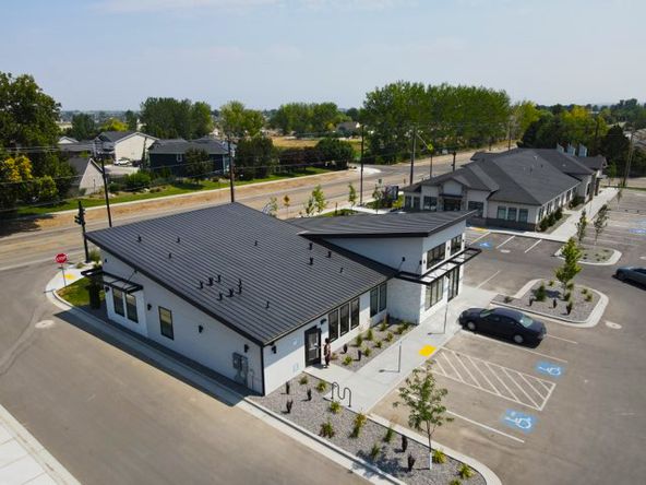 Redhawk Square Office Pads - Lot 6: N. School Avenue, Kuna, ID 83634